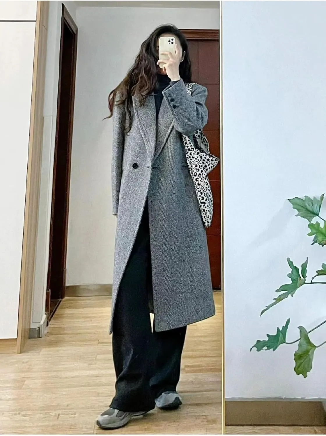 utcoco Women's Double Breasted Bussiness Pea Coat Notch Herringbone Midi Wool Coats
